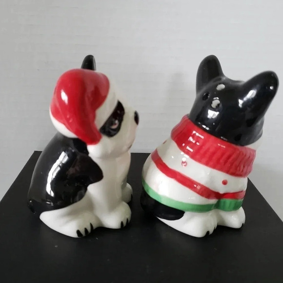 Boston Terrier set of 2 Black/White Christmas/Festive  Salt/Pepper Shakers. - Picture 2 of 5